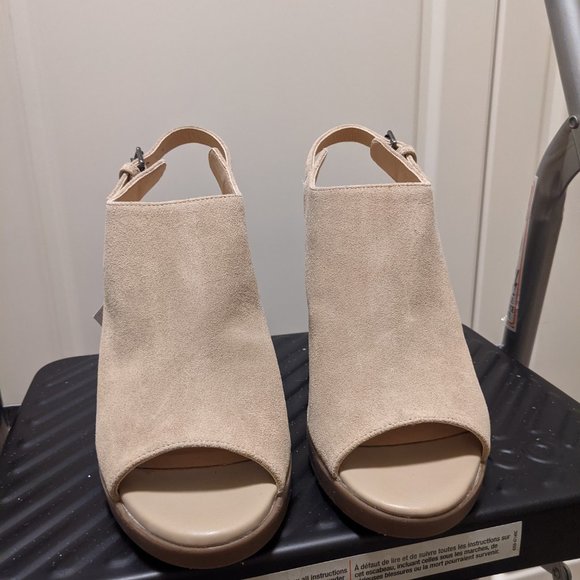 Geox Block Heel Peeptop Booties - Picture 4 of 15